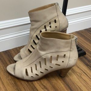 Nine West booties